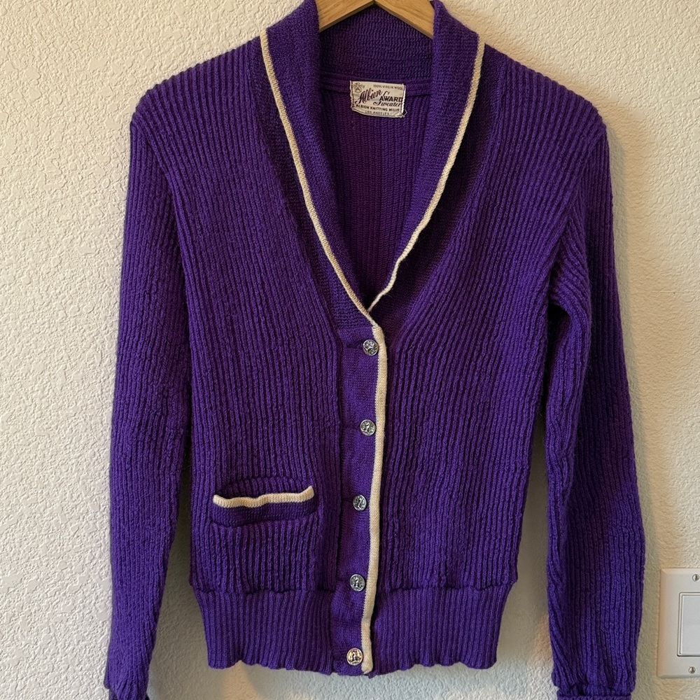 Vintage 1960 Albion Award Cardigan Sweater, 100% Virginia Wool, size Small